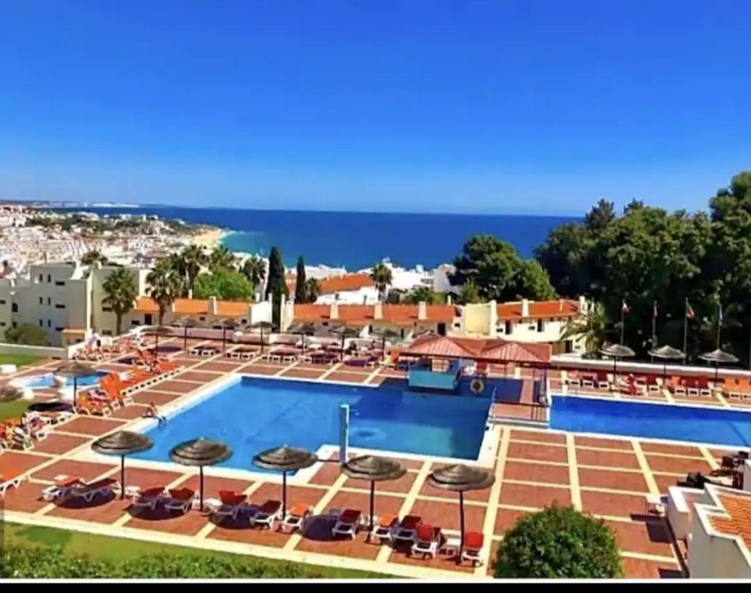 Apartmán Simpatico Apartamento Com Piscina Em Albufeira Exteriér fotografie