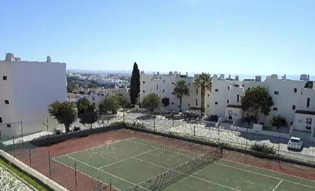 Apartmán Simpatico Apartamento Com Piscina Em Albufeira Exteriér fotografie